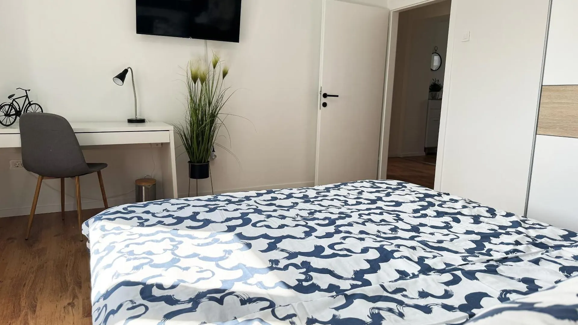 Cute Apartment In Rijeka Near Beach With Parking 0*,  Kroatië